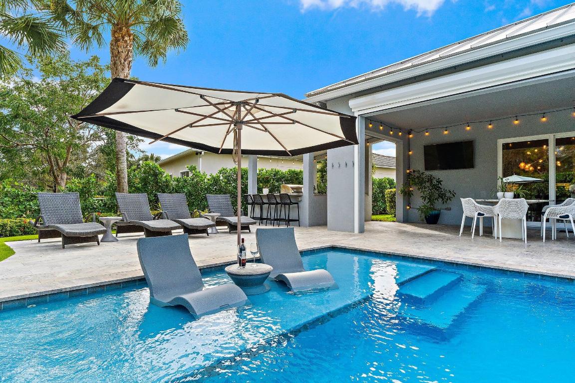 SHORES POINTE - Residential