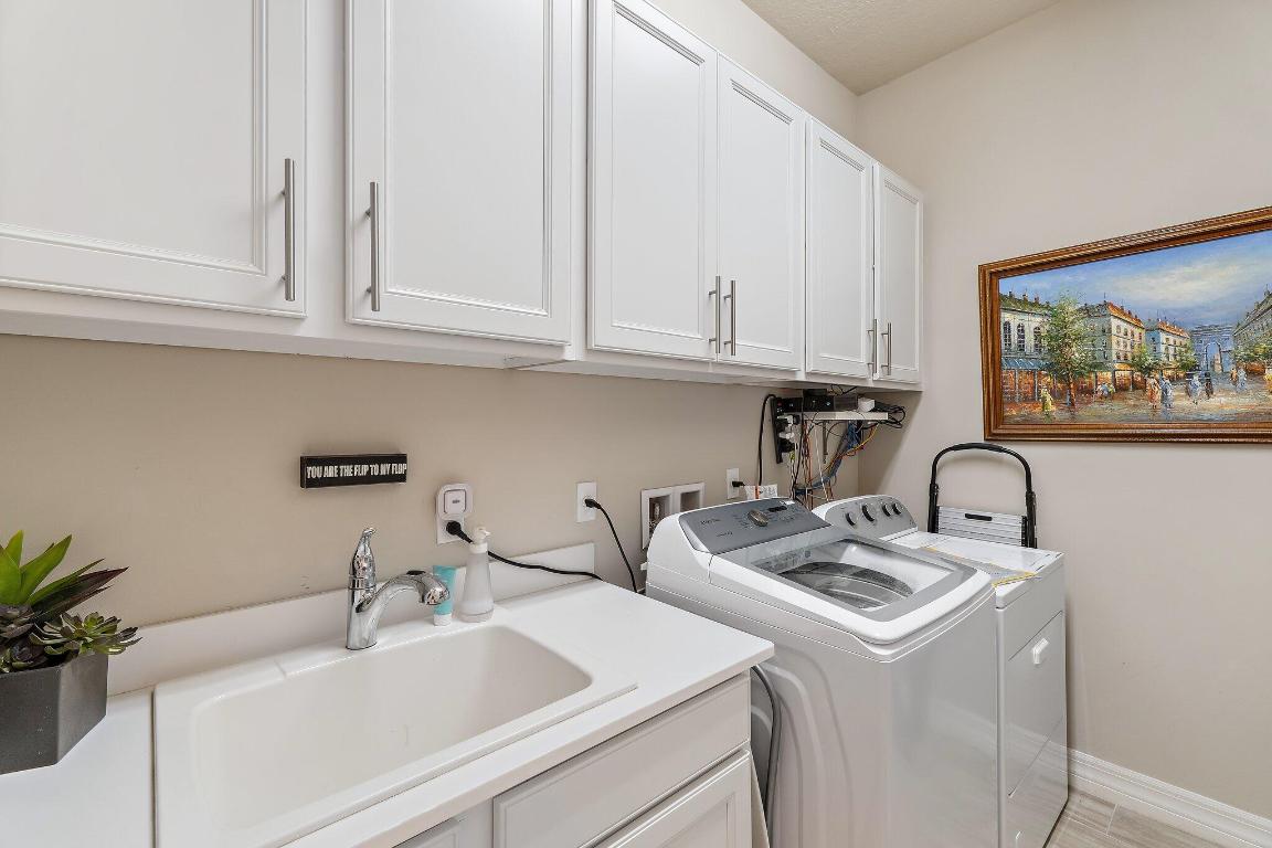 SHORES POINTE - Residential