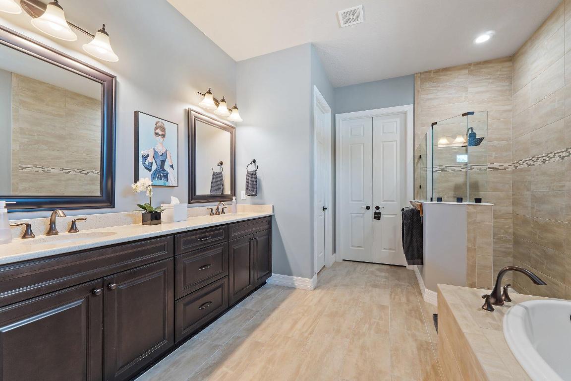 SHORES POINTE - Residential