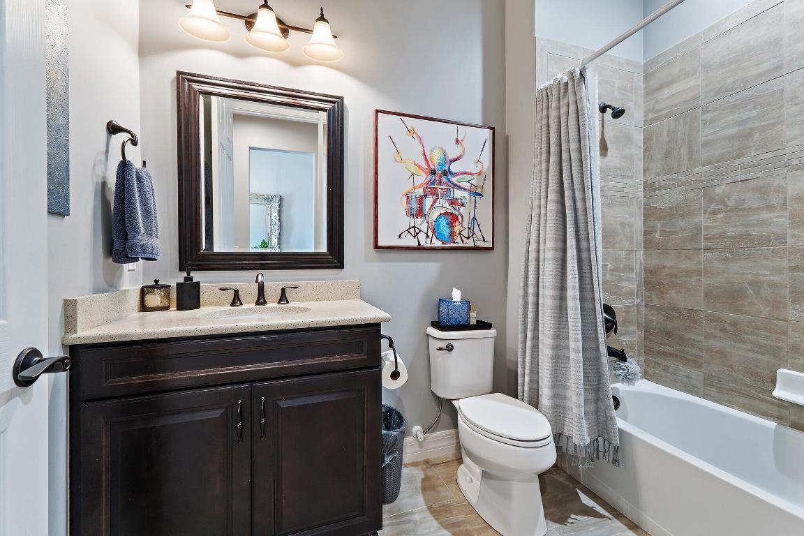 SHORES POINTE - Residential