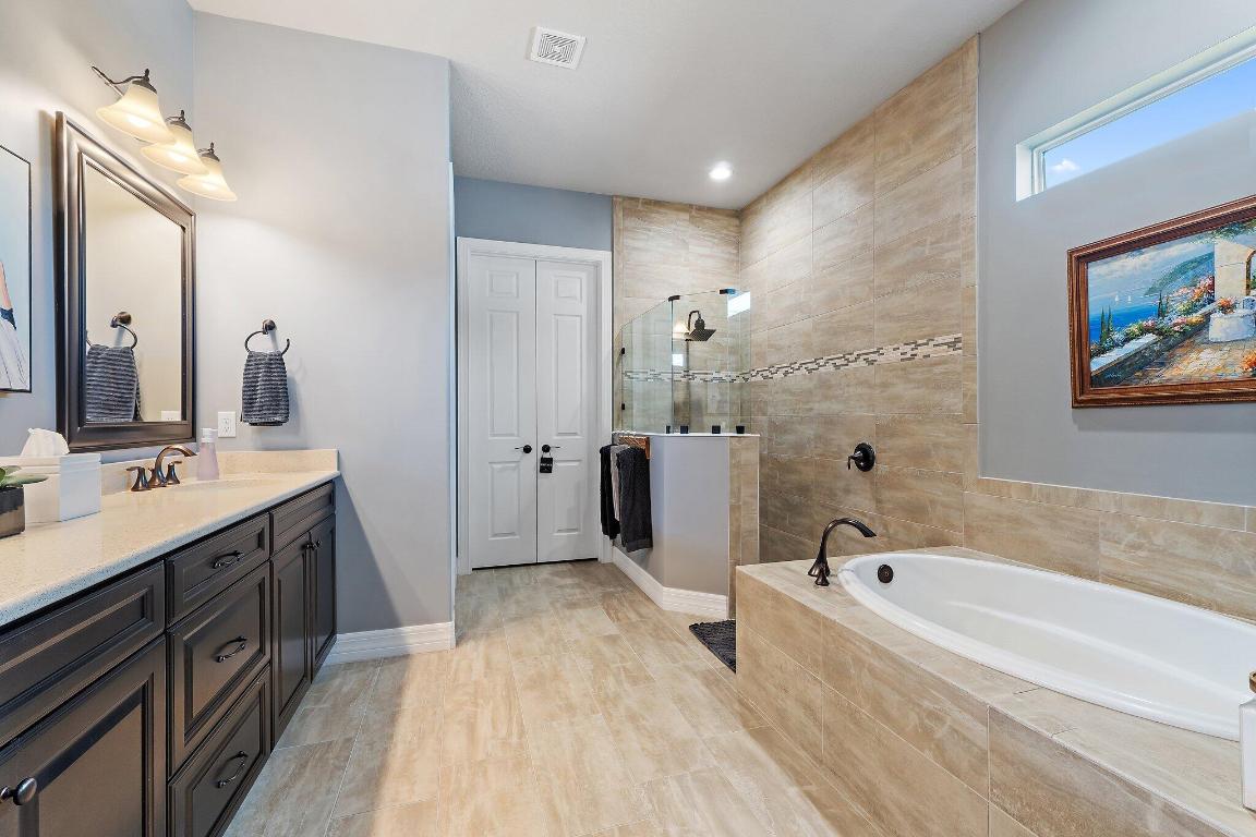 SHORES POINTE - Residential