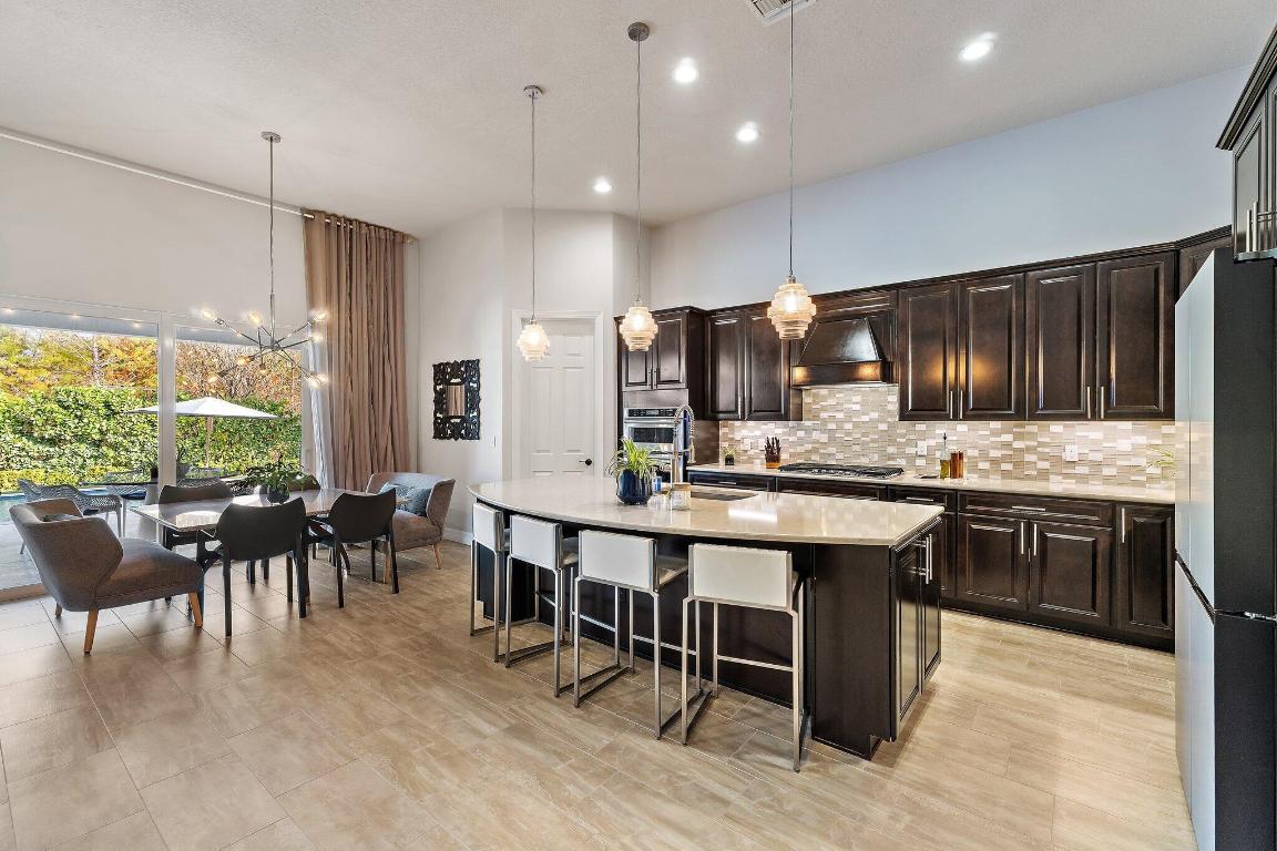 SHORES POINTE - Residential