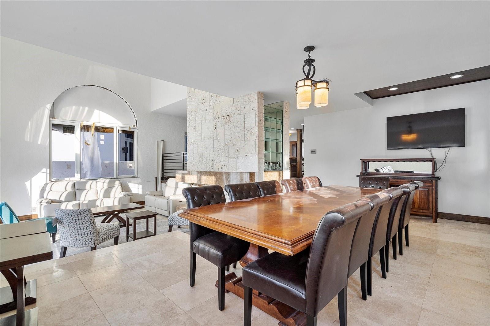 RIO VISTA ISLES - Residential Lease