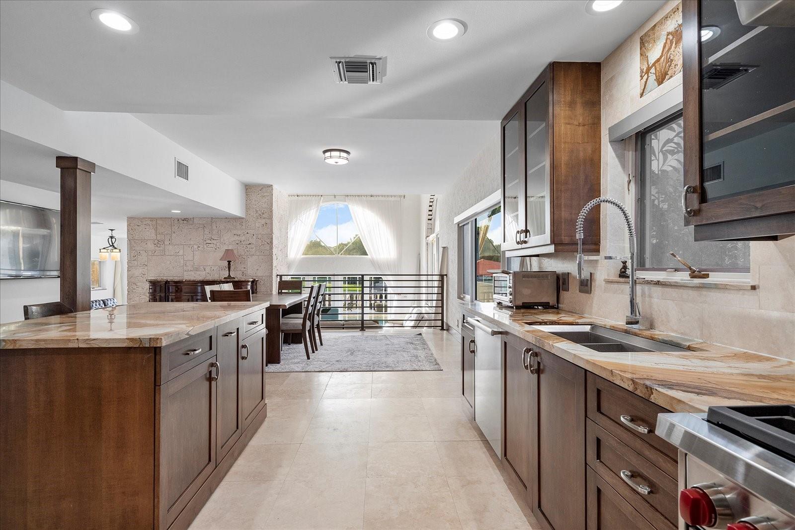 RIO VISTA ISLES - Residential Lease