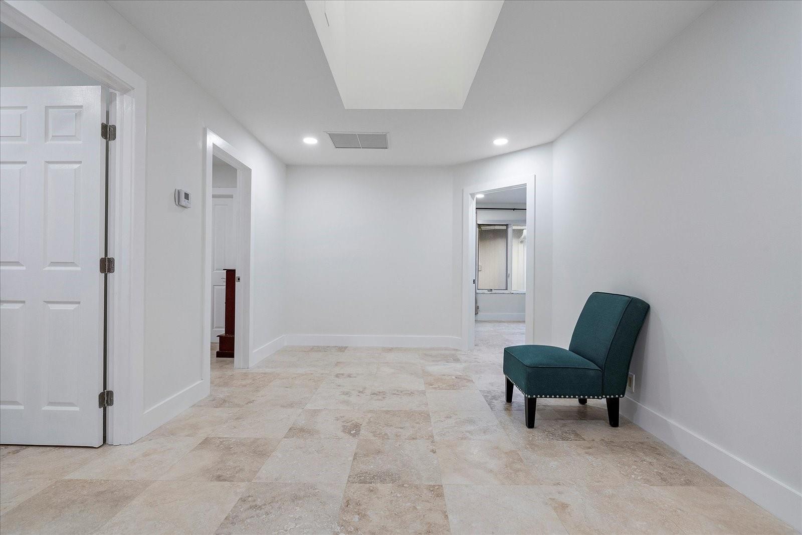 RIO VISTA ISLES - Residential Lease