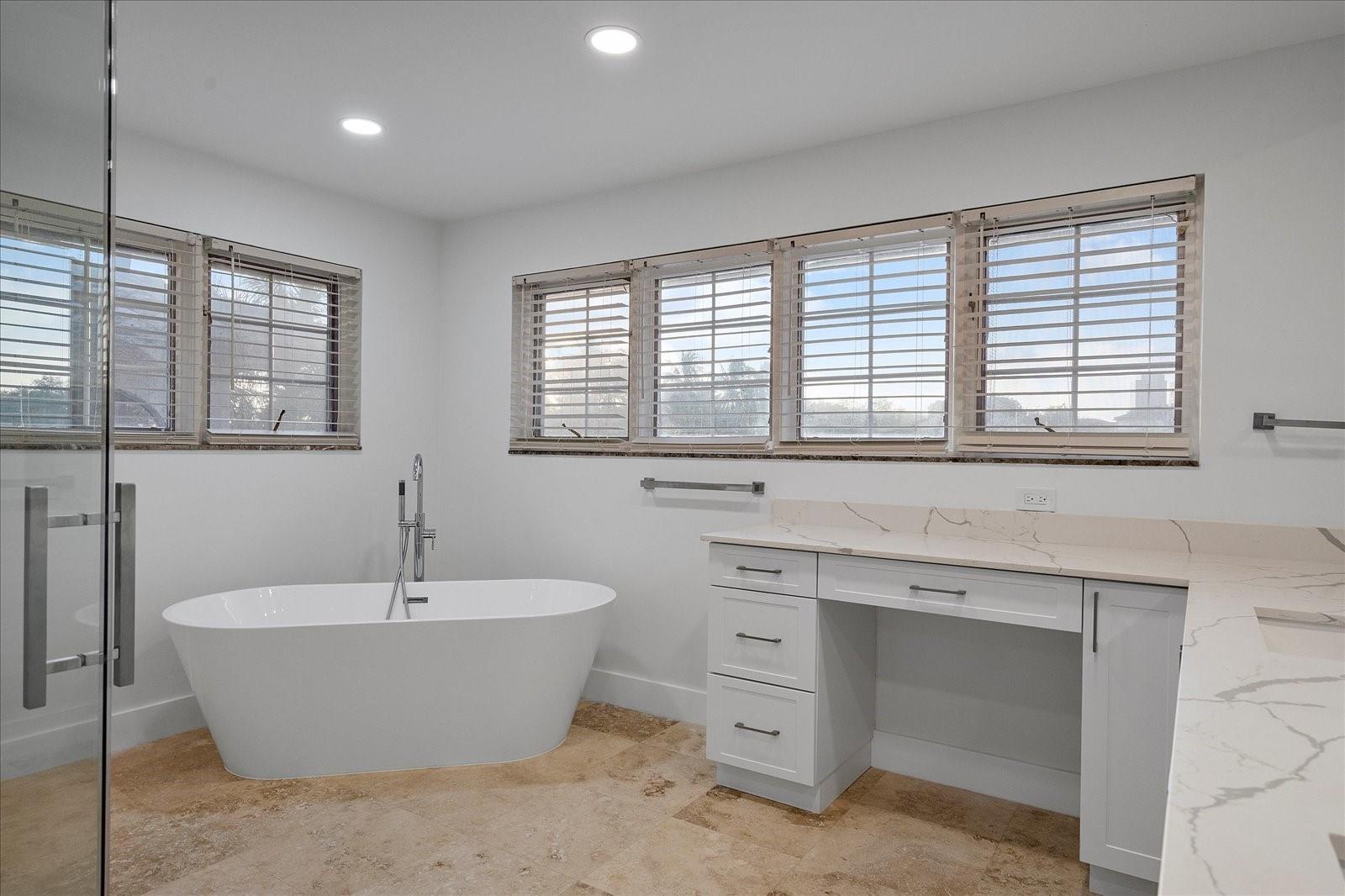 RIO VISTA ISLES - Residential Lease