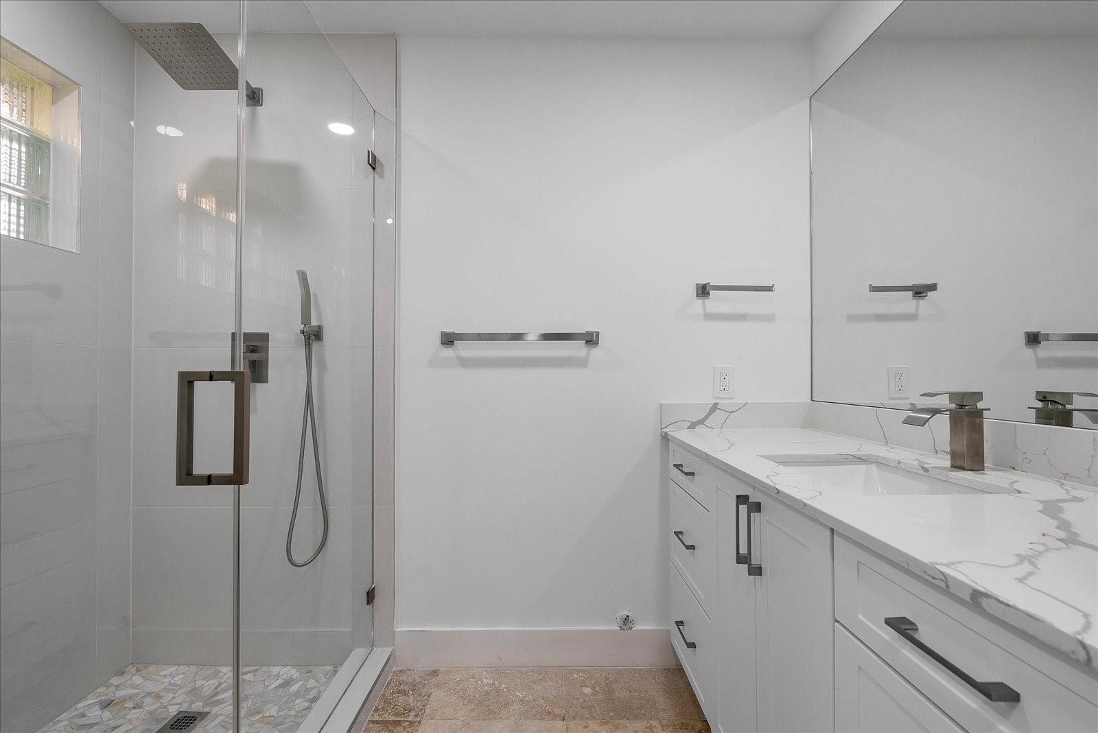 RIO VISTA ISLES - Residential Lease