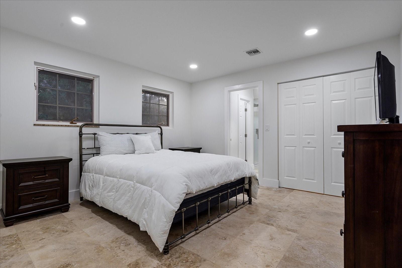 RIO VISTA ISLES - Residential Lease