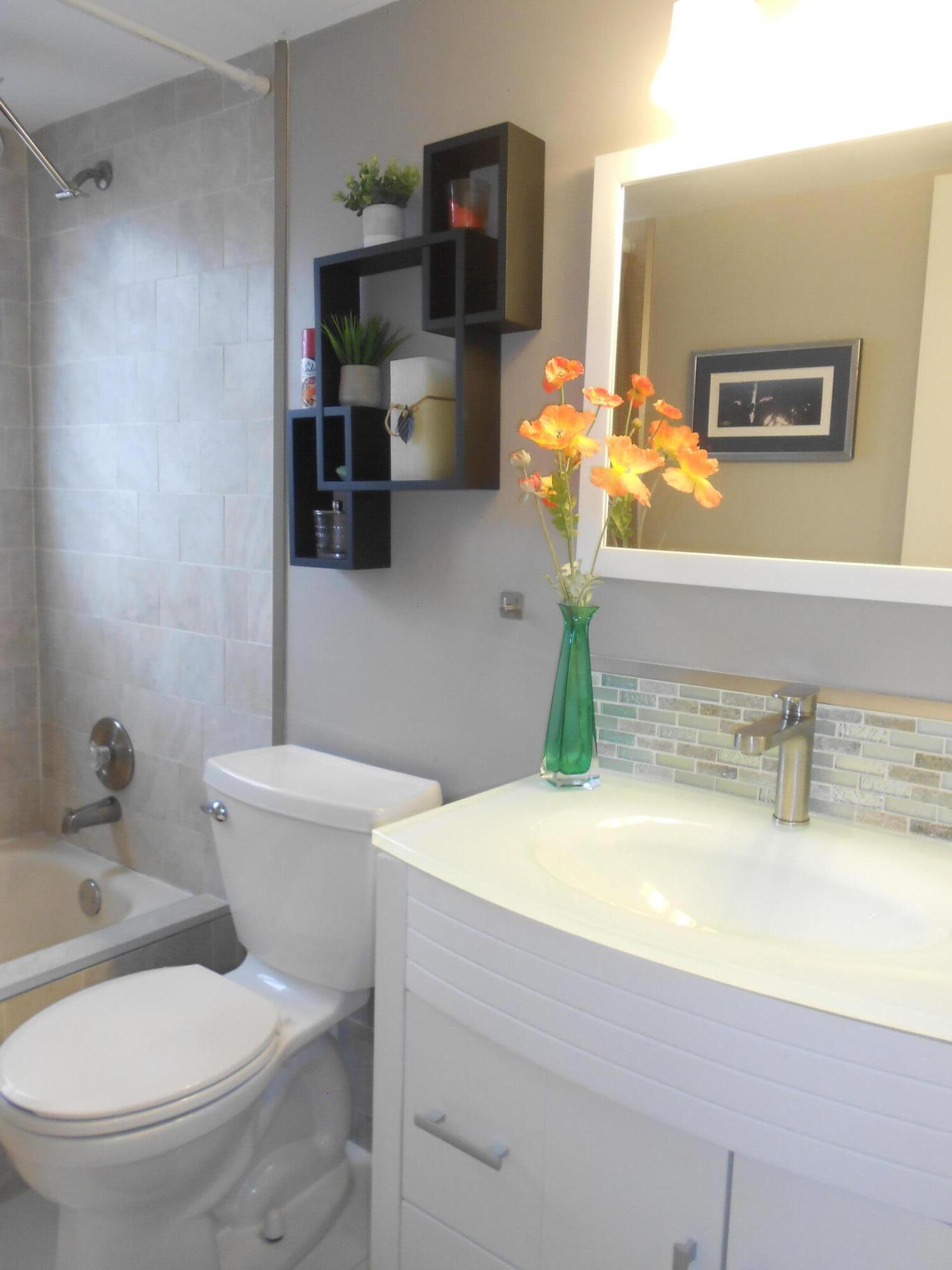 CYPRESS BEND CONDOMINIUM VI - Residential Lease