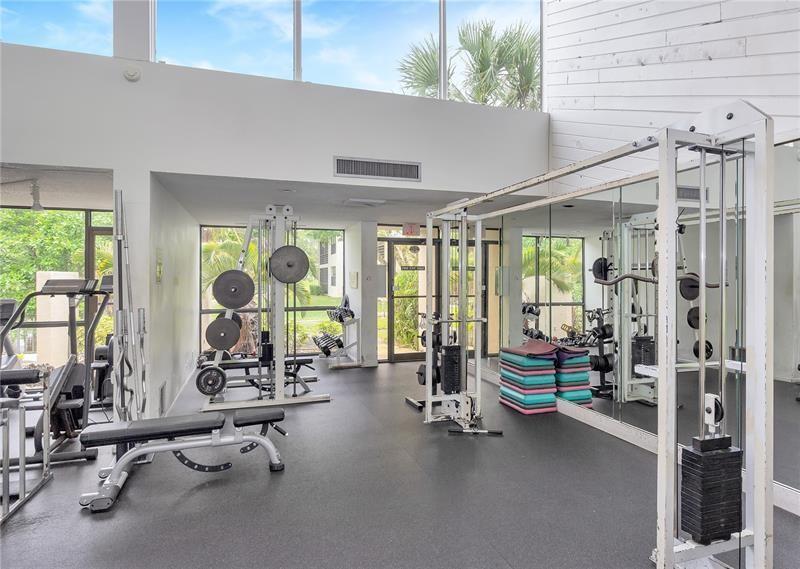 CYPRESS BEND CONDOMINIUM VI - Residential Lease