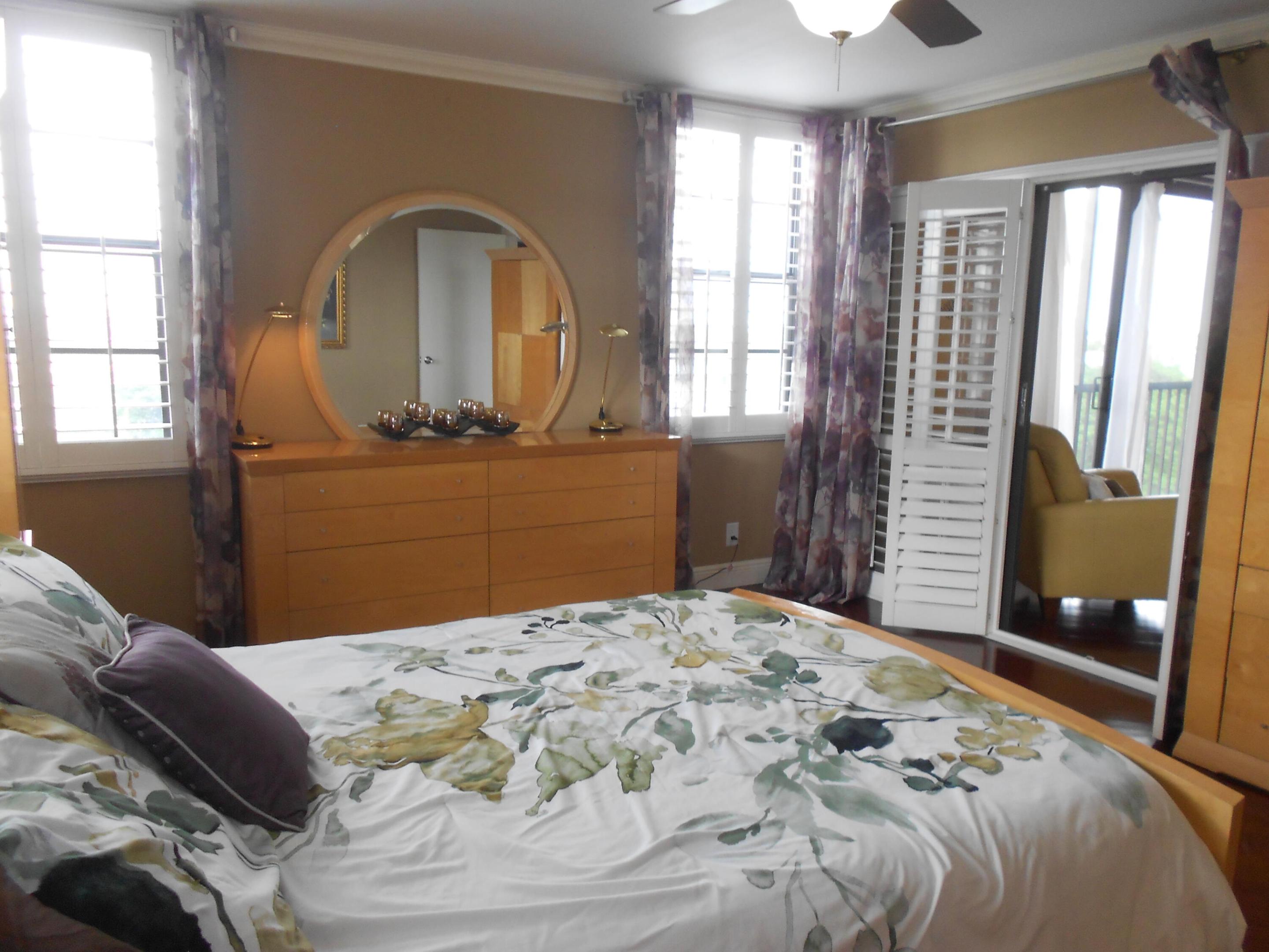 CYPRESS BEND CONDOMINIUM VI - Residential Lease