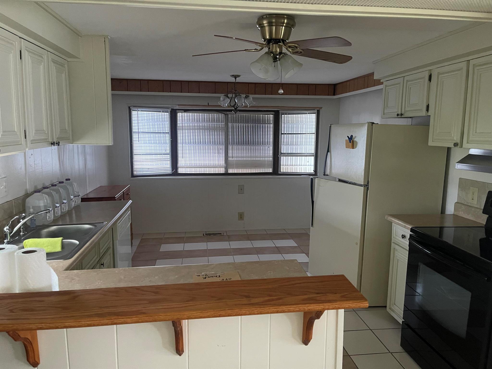 RIDGEWAY MOBILE HOME SUBDIVISION PLAT NO 1 2 - Residential