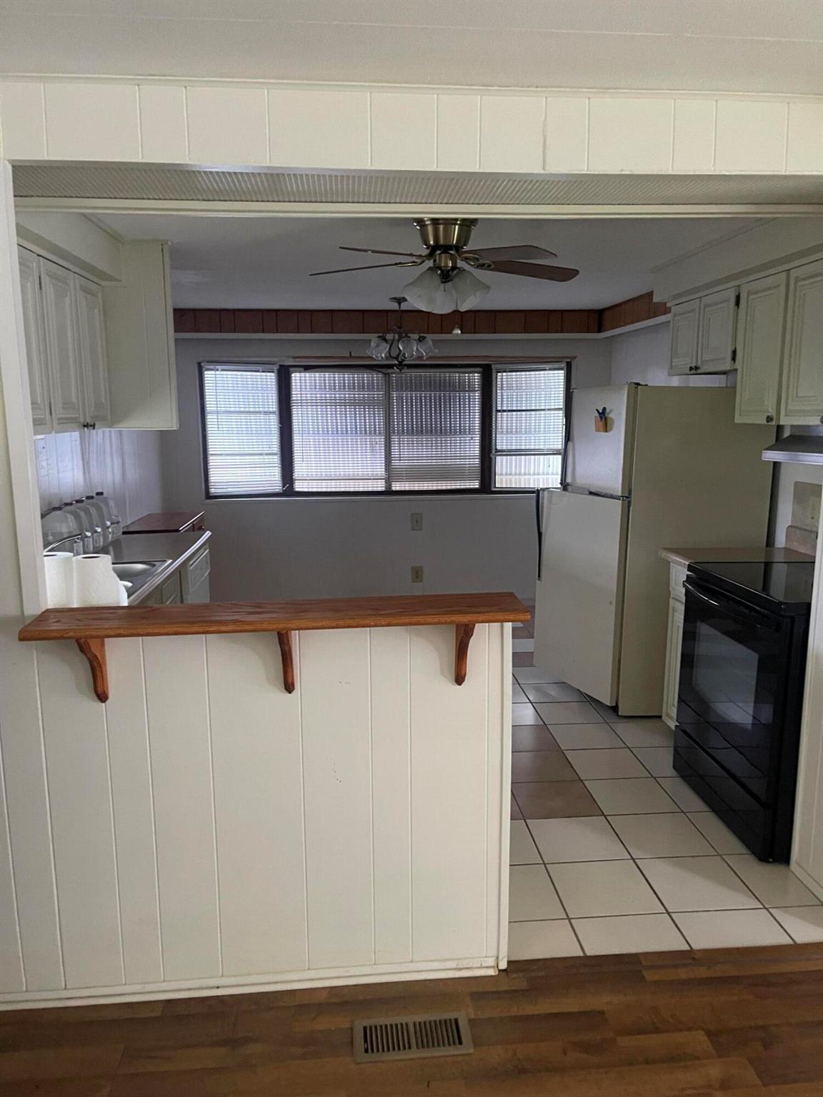 RIDGEWAY MOBILE HOME SUBDIVISION PLAT NO 1 2 - Residential