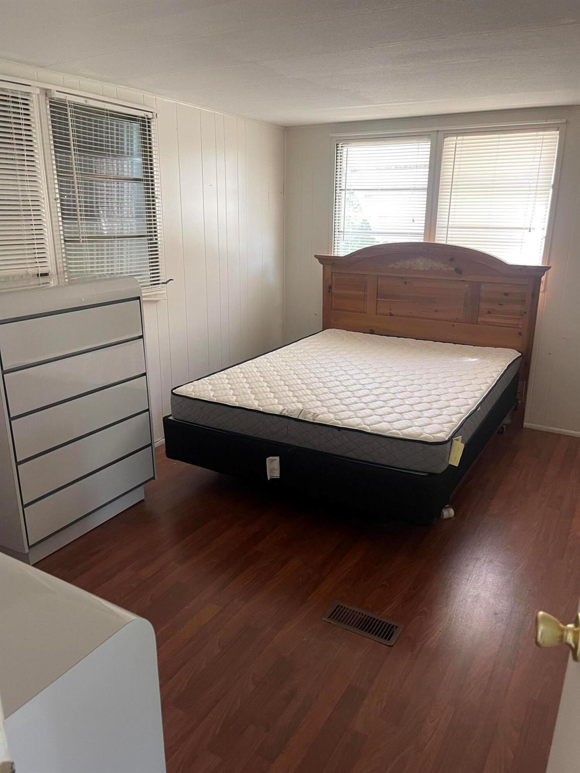 RIDGEWAY MOBILE HOME SUBDIVISION PLAT NO 1 2 - Residential