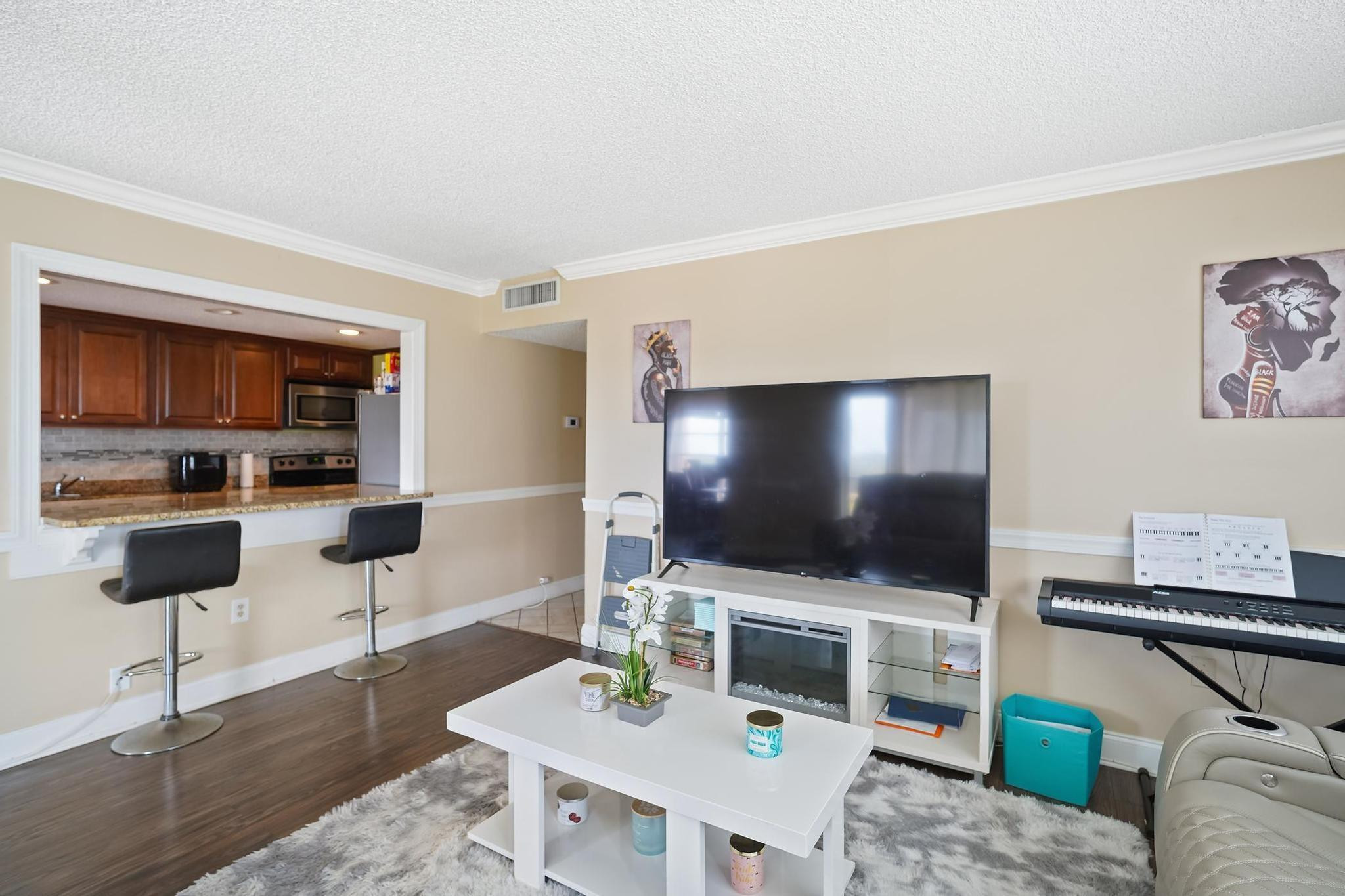 4174 Inverrary Drive 701