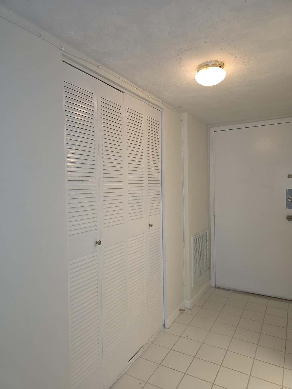 Photo of 470 Executive Center Drive #2k, West Palm Beach, FL 33401 (MLS # B26033570)