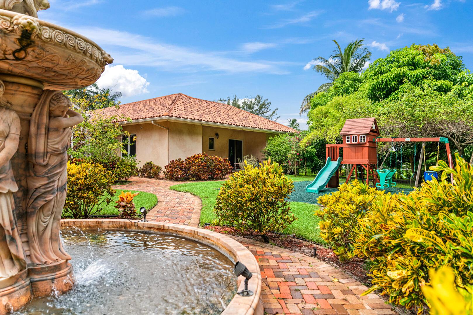 RIO POCO - Residential