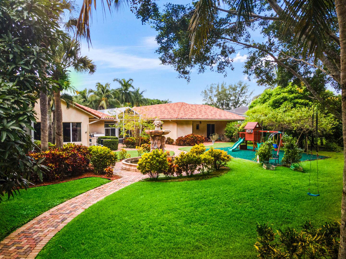 RIO POCO - Residential