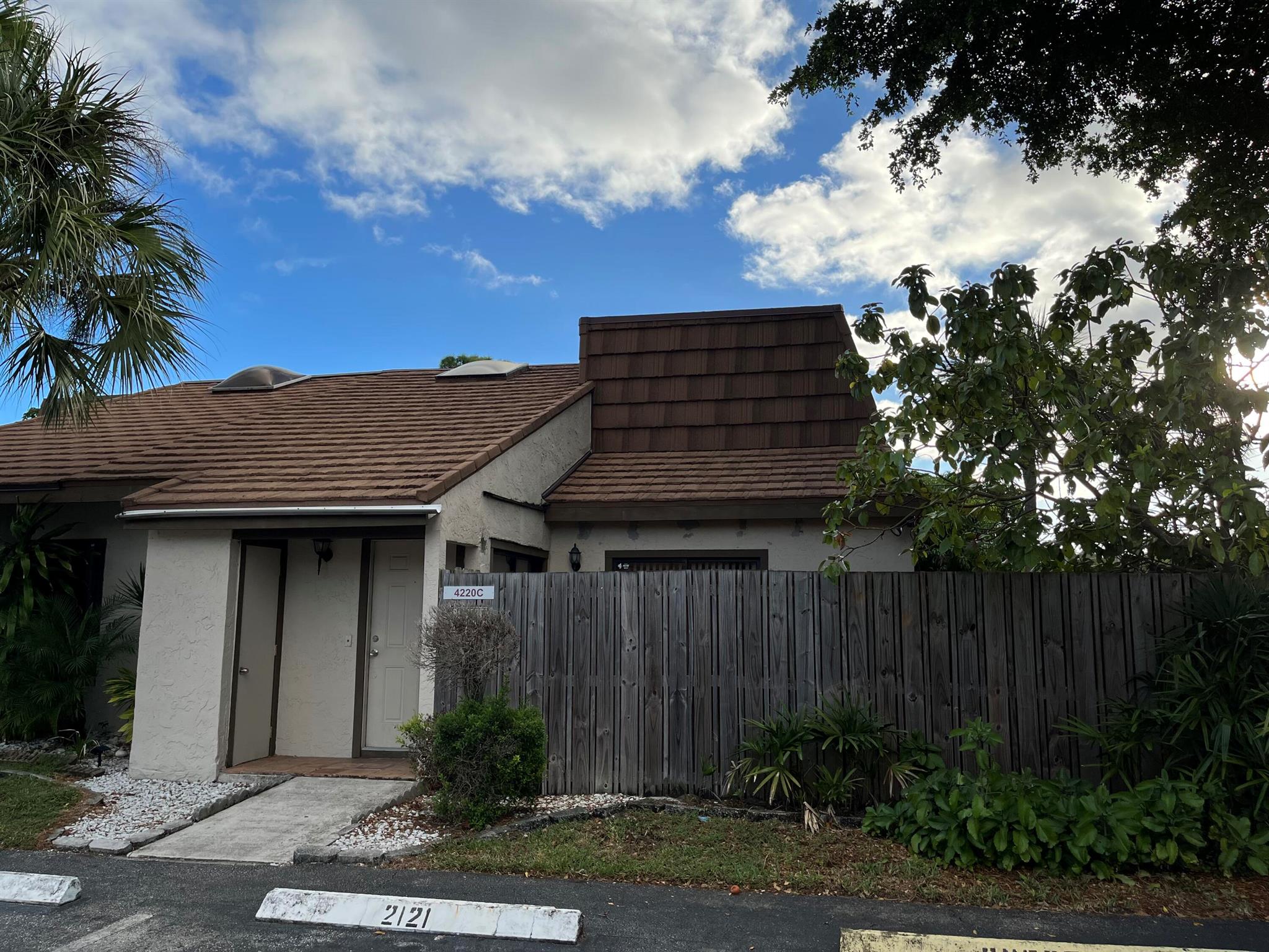 Spacious 2/2 townhome with loft, ready for lease. Private fenced in courtyard. Close to everything!
