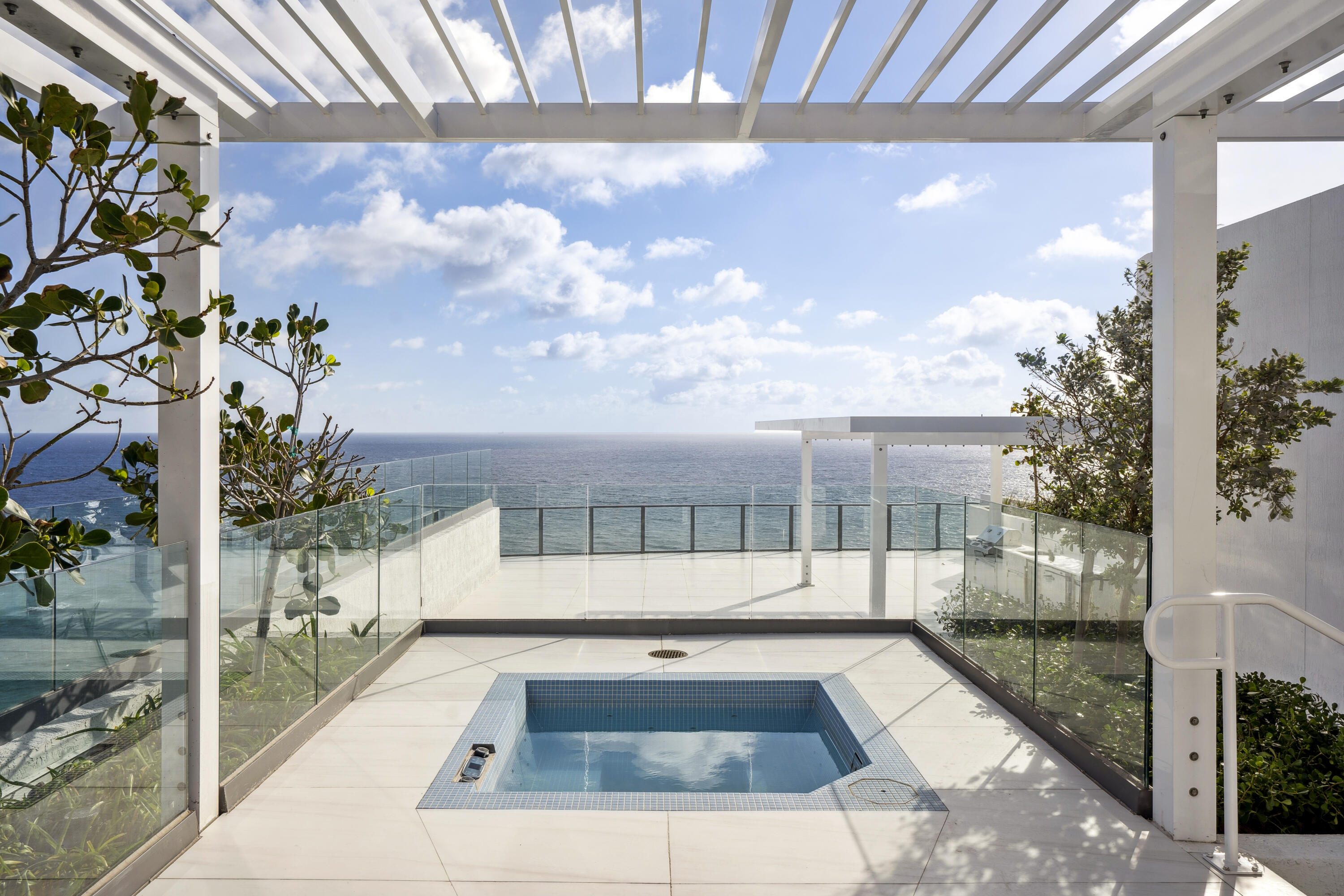 1116 N Ocean Boulevard Uph03