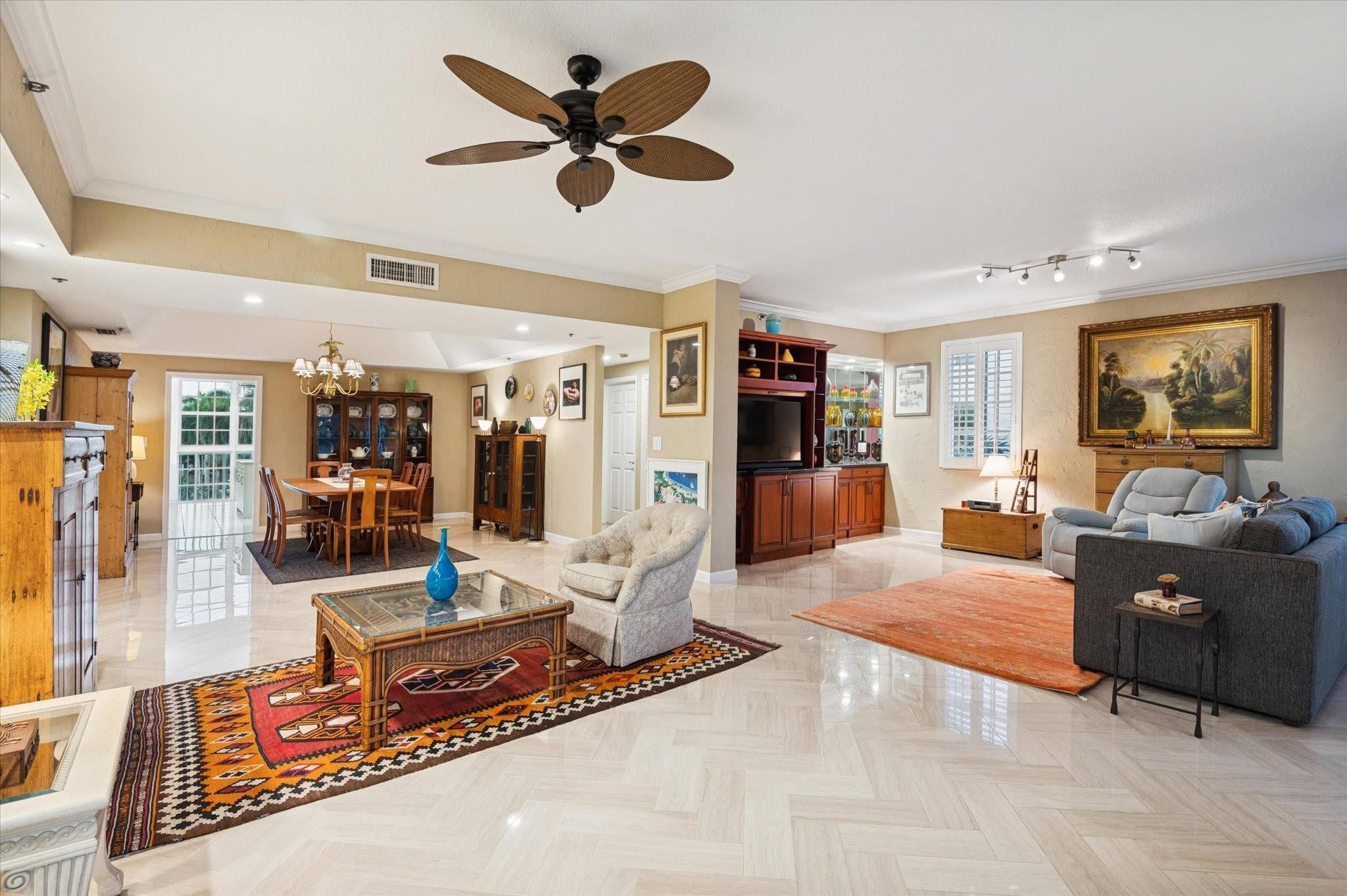 4112 W Palm Aire Drive 124a