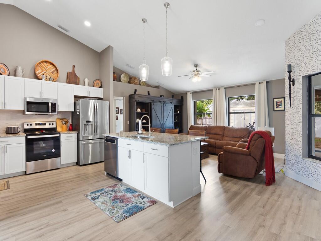 PORT ST LUCIE SECTION 12 - Residential