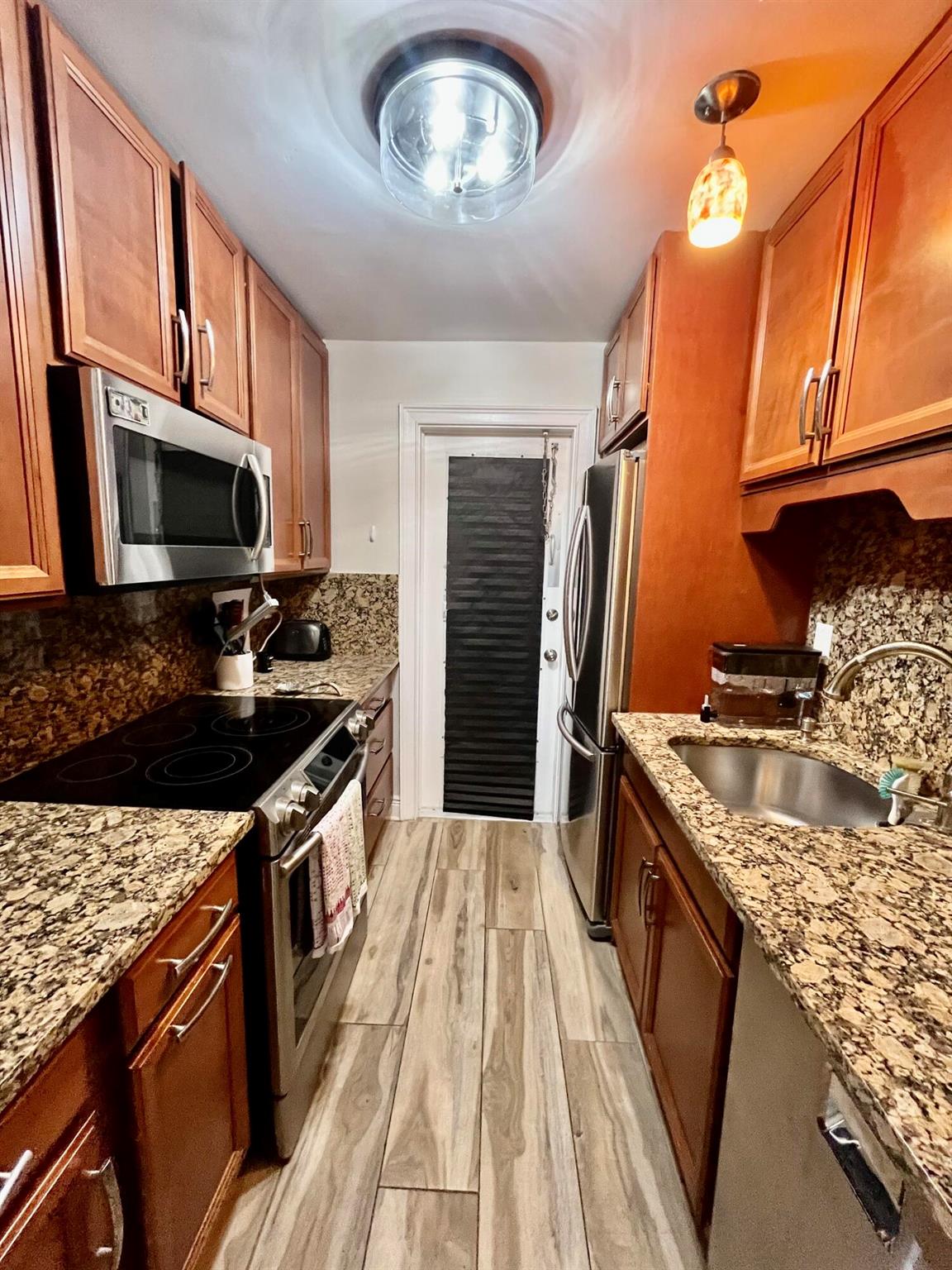 VILLAS ON THE OCEAN - Residential Lease