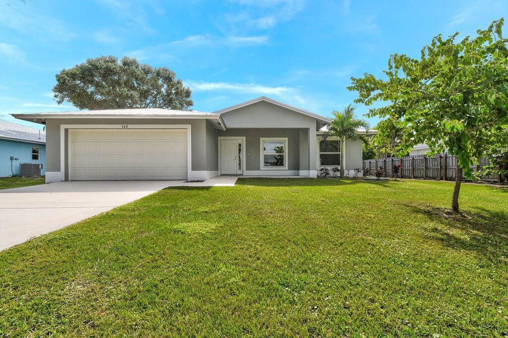 Photo of 368 SE Husted Terrace, Port Saint Lucie, FL 34983 (MLS # R10754017)