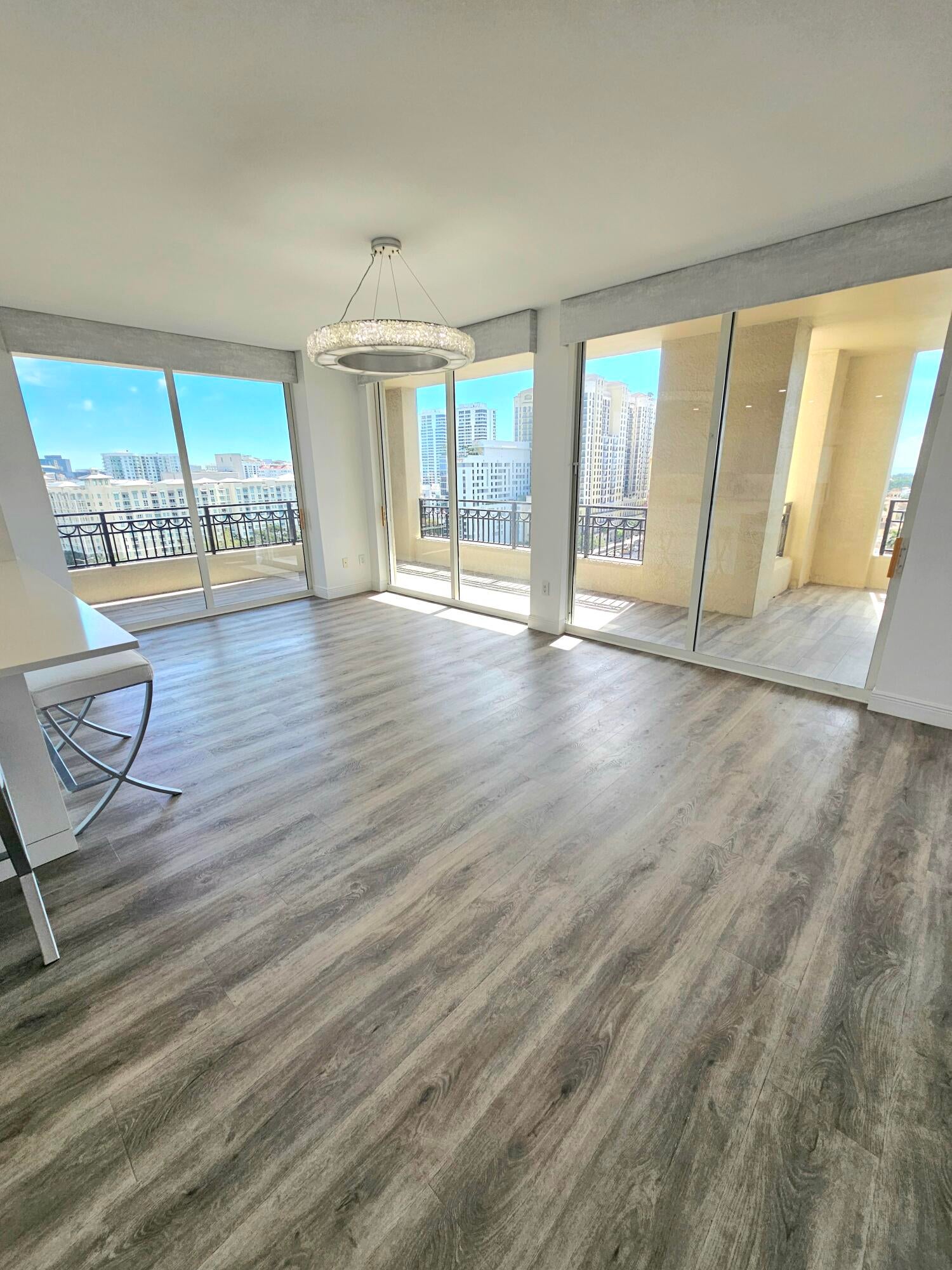 550 OKEECHOBEE Boulevard 1402