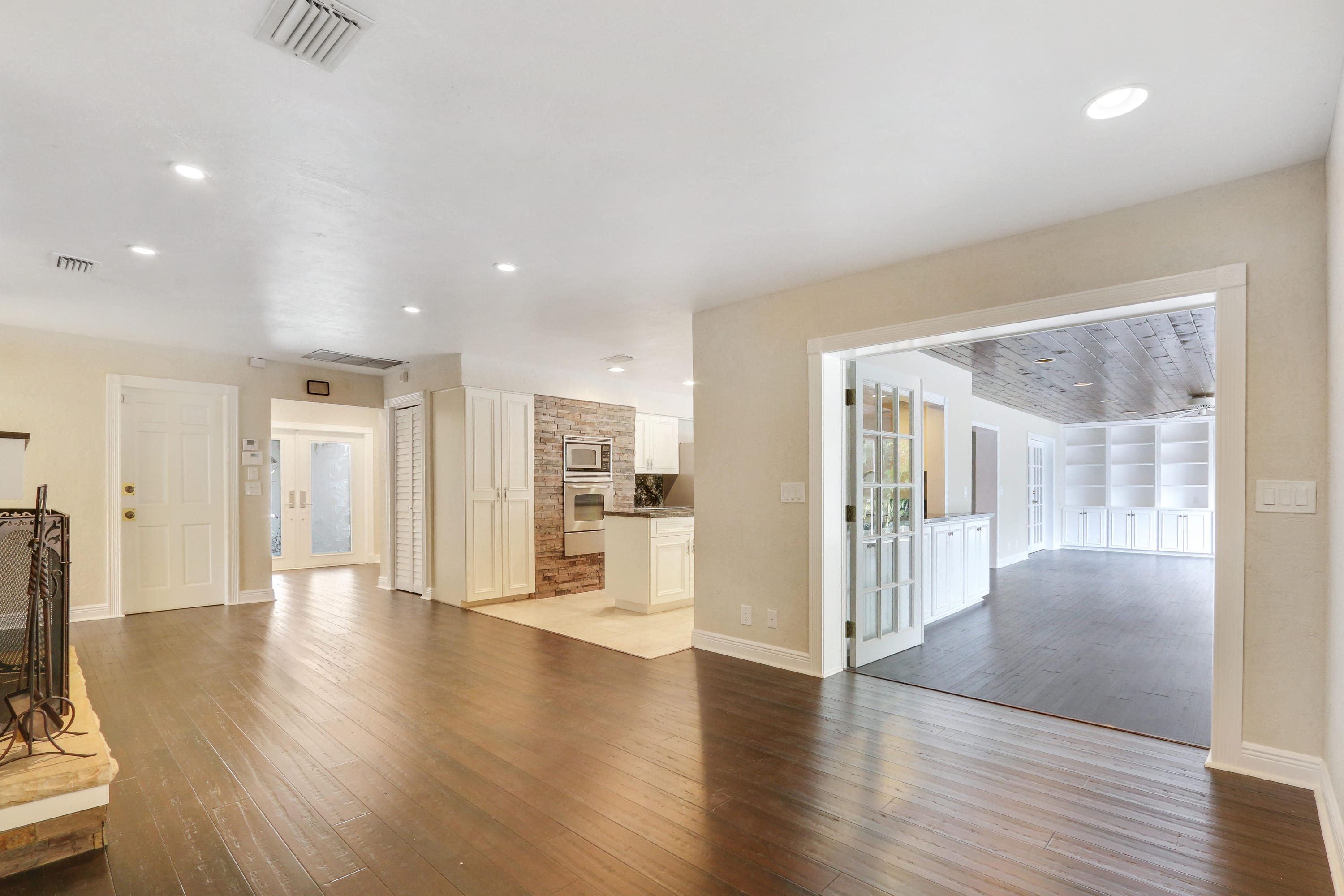 JUPITER RIVER ESTATES 1ST ADDN - Residential