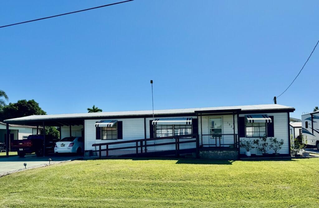 TAYLOR CREEK - Residential