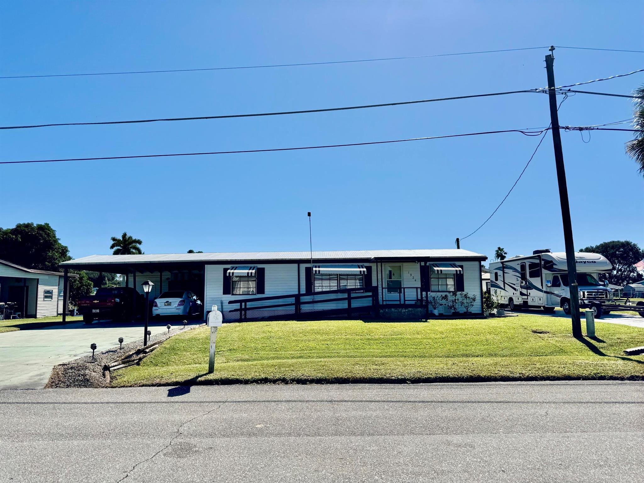 TAYLOR CREEK - Residential