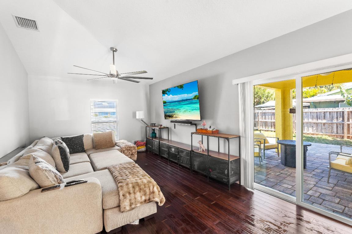 GOLDEN GATE - Residential