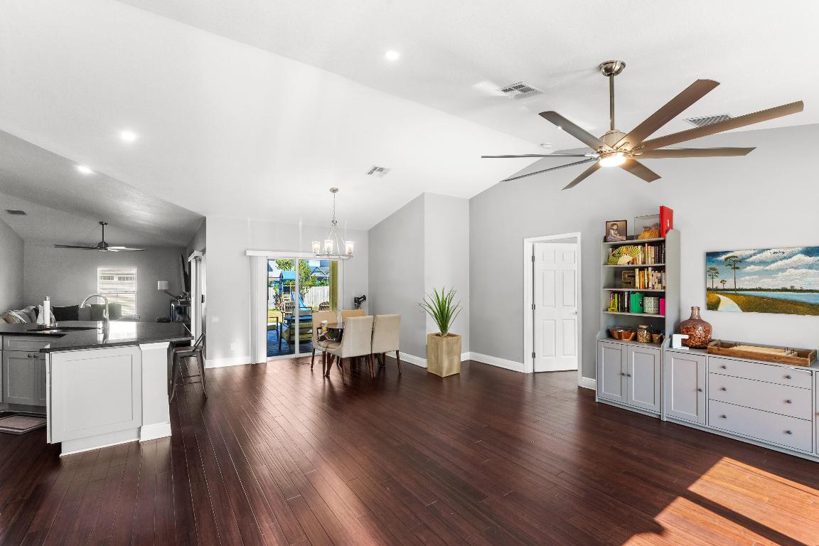 GOLDEN GATE - Residential