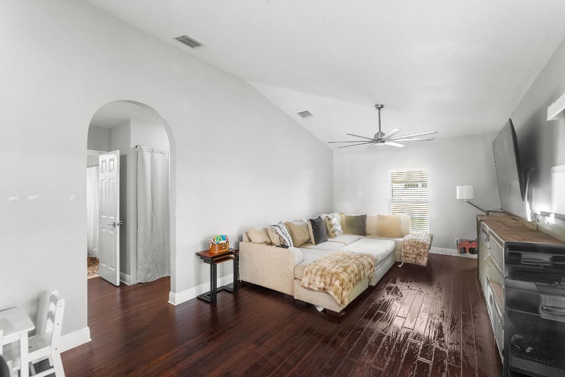 GOLDEN GATE - Residential