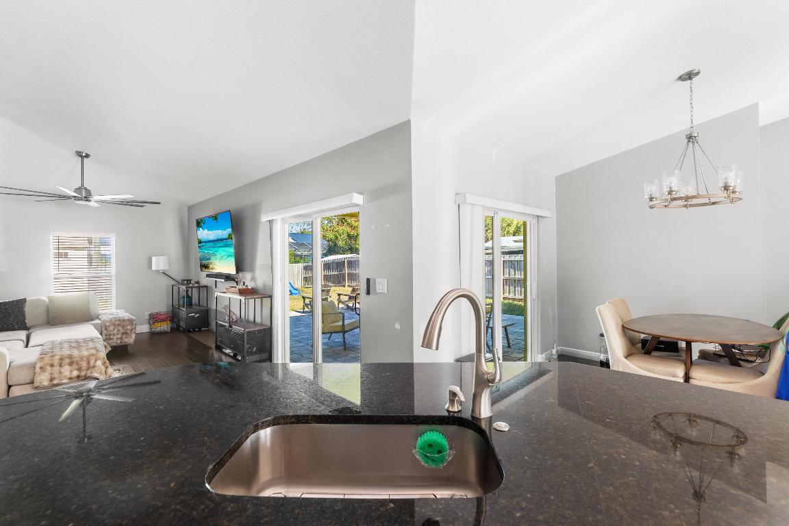 GOLDEN GATE - Residential