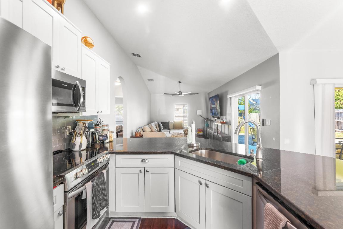 GOLDEN GATE - Residential