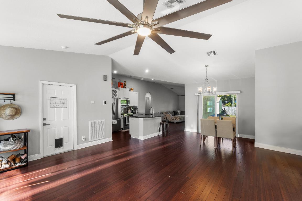 GOLDEN GATE - Residential