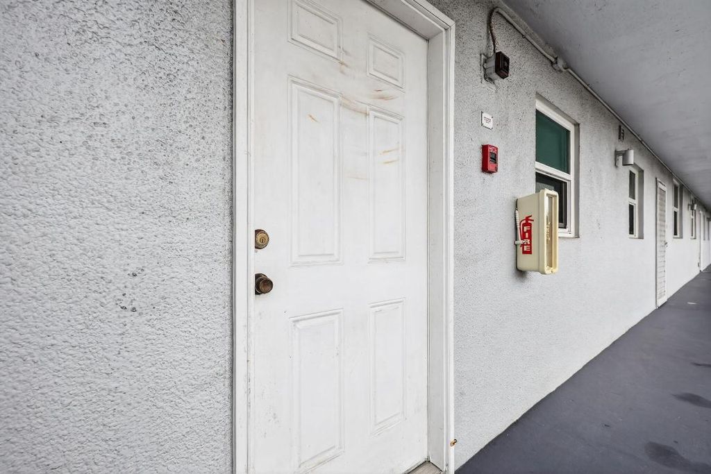 Photo of 111 Royal Park Drive #4a, Oakland Park, FL 33309 (MLS # R11132878)