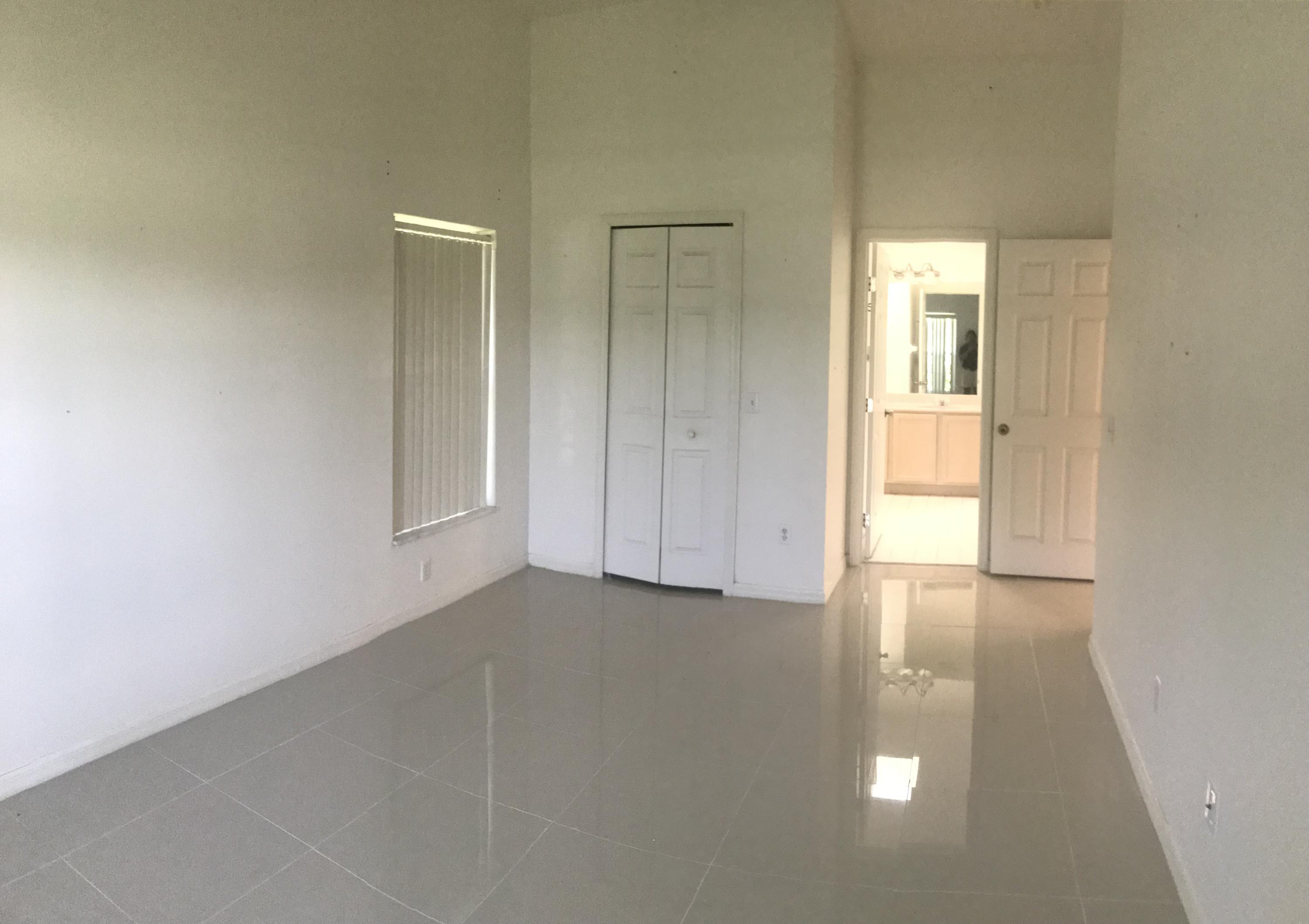 PORT ST LUCIE SECTION 46 1ST REPLAT - Residential