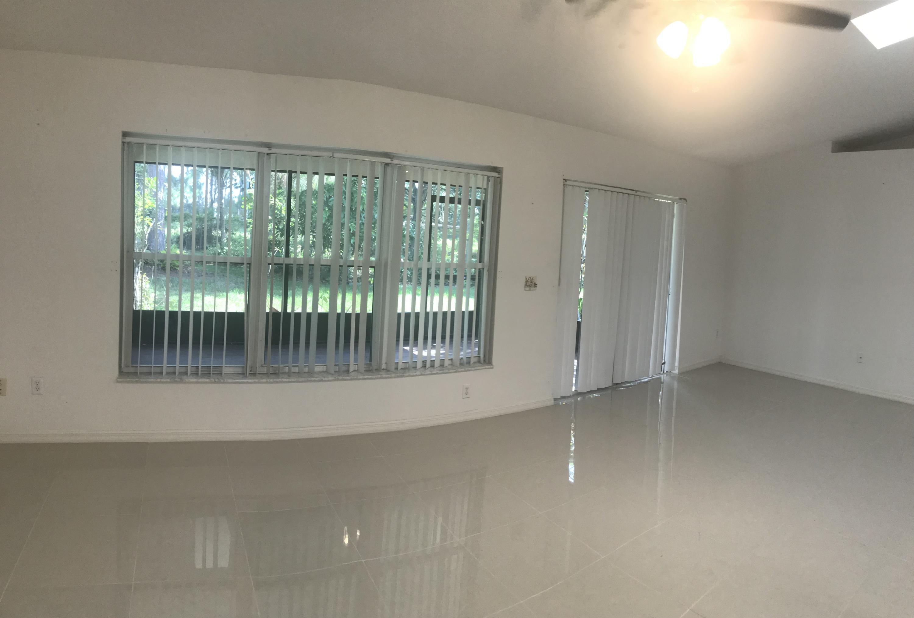 PORT ST LUCIE SECTION 46 1ST REPLAT - Residential