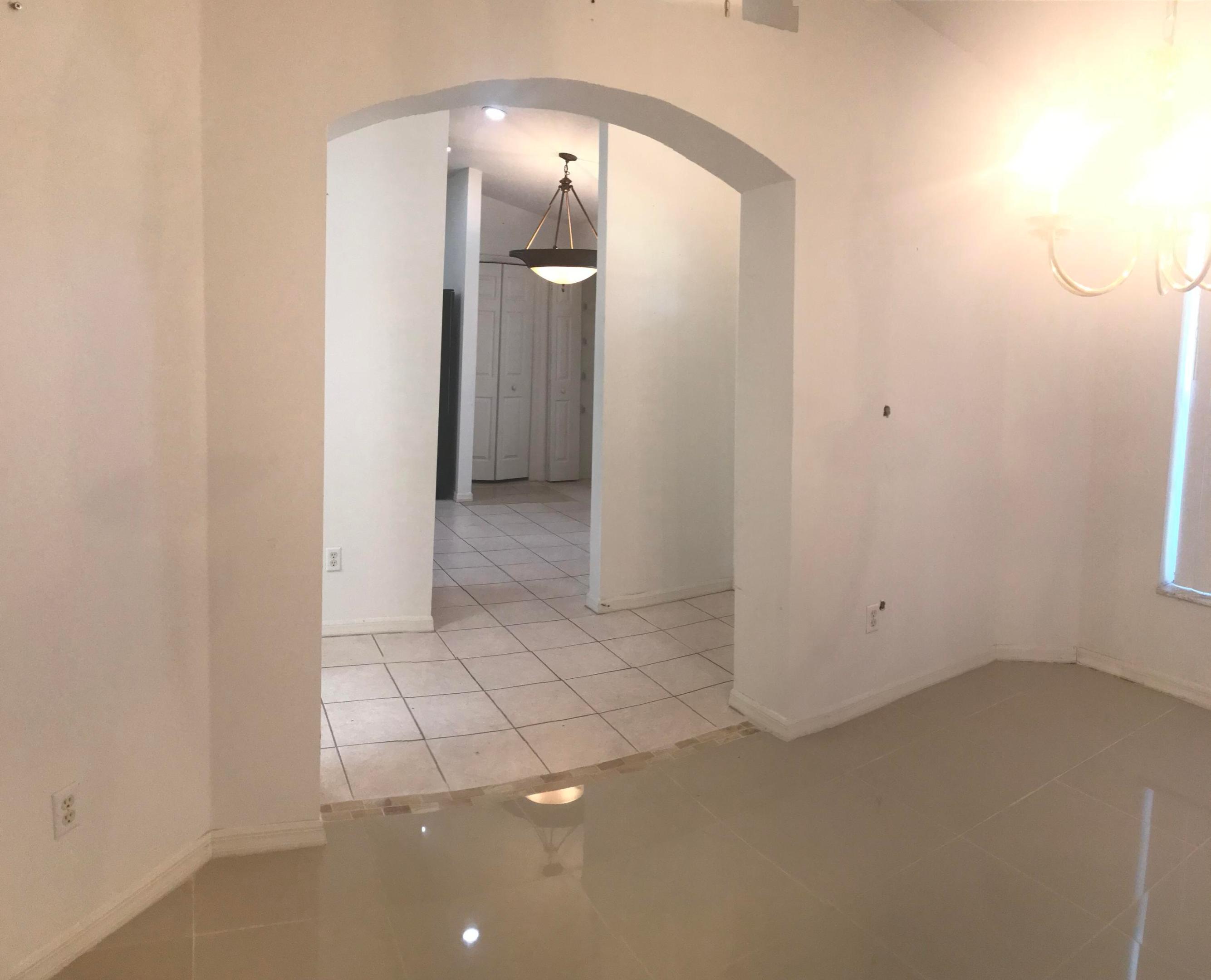 PORT ST LUCIE SECTION 46 1ST REPLAT - Residential