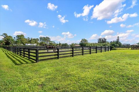 A home in Loxahatchee