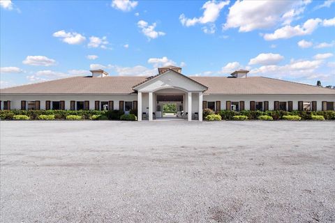 A home in Loxahatchee