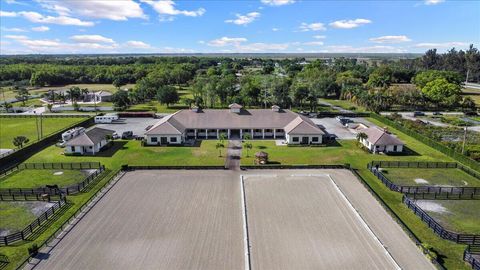 A home in Loxahatchee