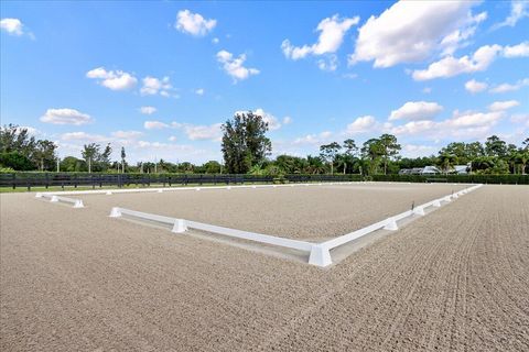 A home in Loxahatchee