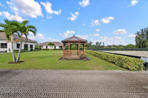 A home in Loxahatchee