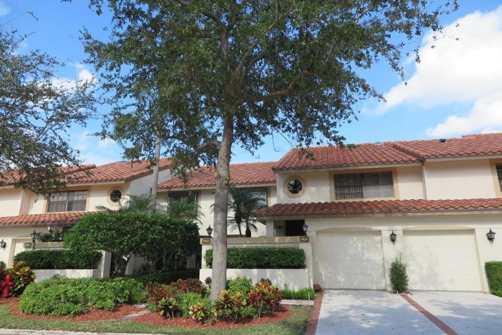 Photo of 7934 La Mirada Drive, Boca Raton, FL 33433 (MLS # R11010812)