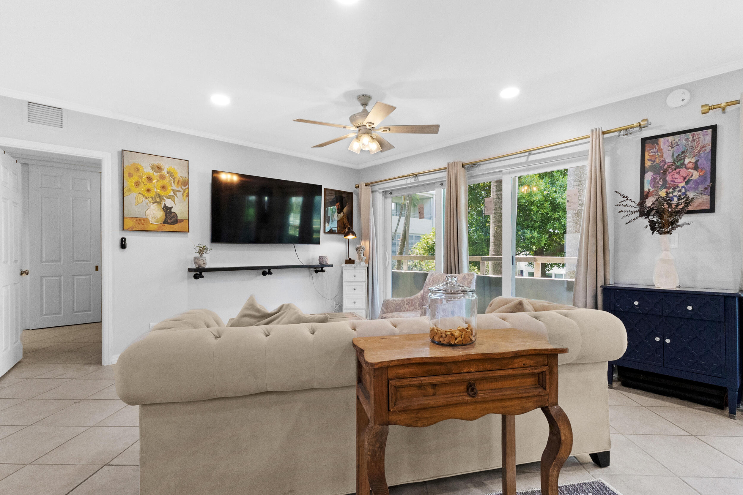 RIVERVIEW GARDEN APARTMENTS - Residential
