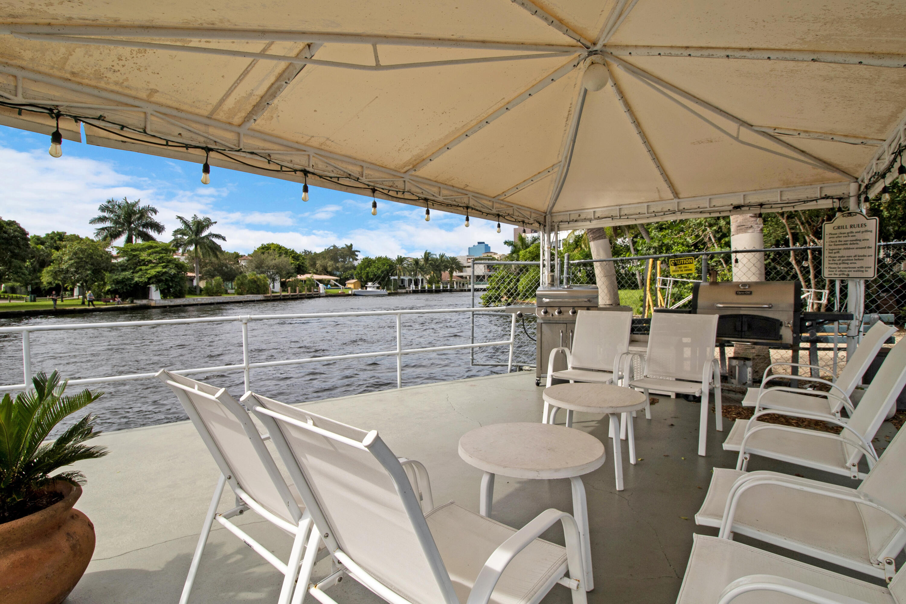 RIVERVIEW GARDEN APARTMENTS - Residential